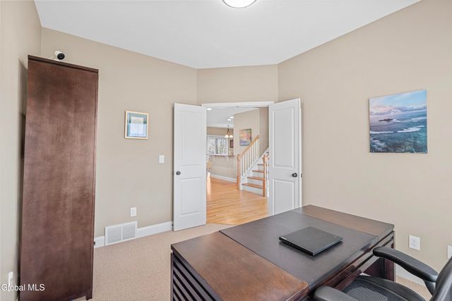 42 Chester Drive, Halfmoon, NY 12118