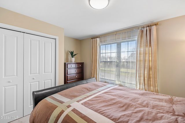 42 Chester Drive, Halfmoon, NY 12118