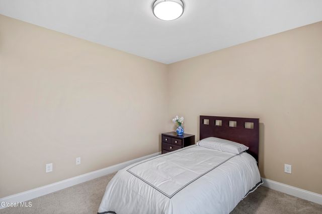 42 Chester Drive, Halfmoon, NY 12118