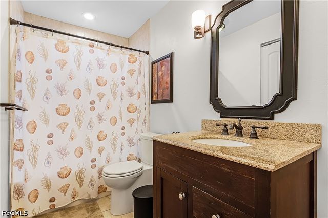 10101 Maddox LN 201, Bonita Springs, FL 34135