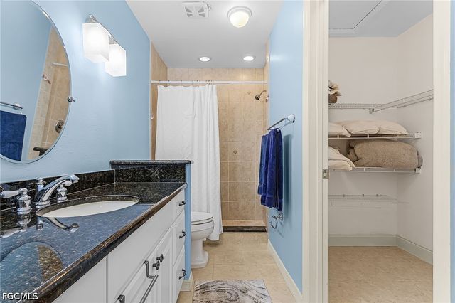 10101 Maddox LN 201, Bonita Springs, FL 34135