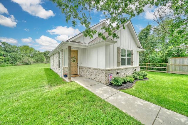 5527 Millstone Drive, College Station, TX 77845