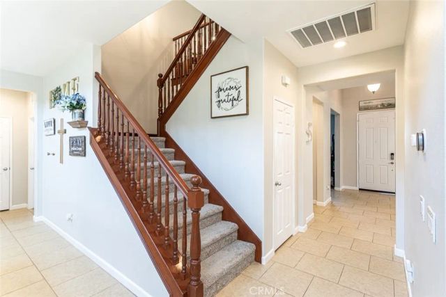 17122 Broken Rock Court, Riverside, CA 92503