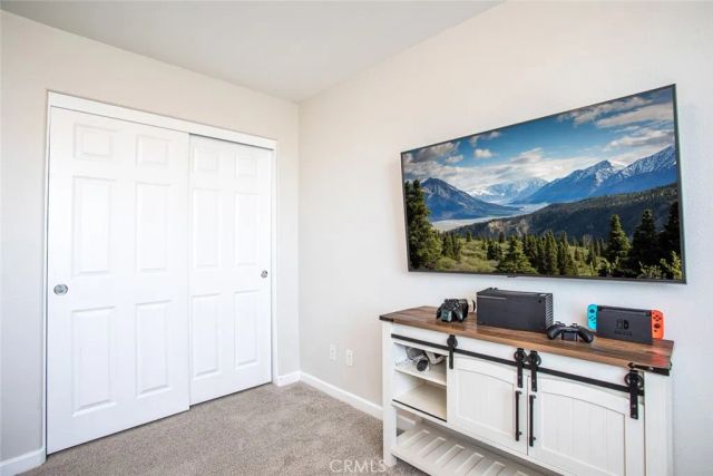 17122 Broken Rock Court, Riverside, CA 92503