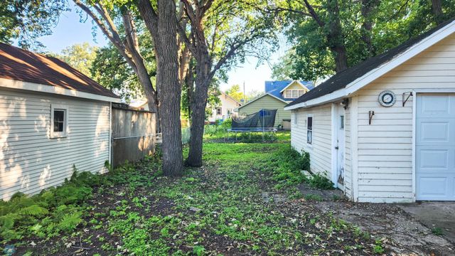 57 N Terrace N, Fargo, ND 58102