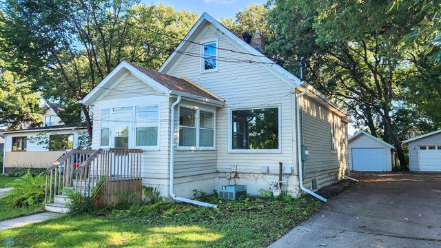 57 N Terrace N, Fargo, ND 58102