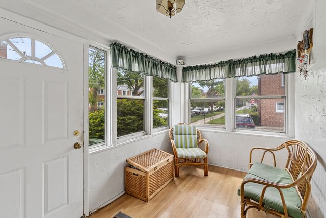 7220 N Hamilton Avenue, Chicago, IL 60645