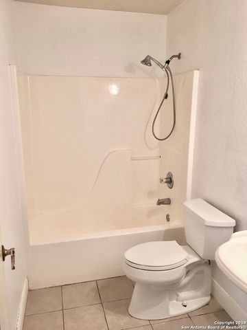 4703 GEORGES FARM, San Antonio, TX 78244