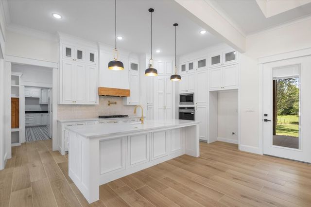 13920 Cedar Hill, Tyler, TX 75704