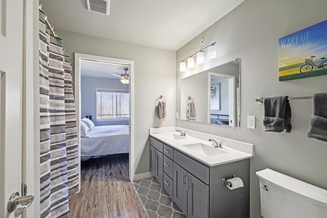 1971 N Windsor Avenue, Cottage Grove, WI 53527