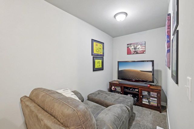 1971 N Windsor Avenue, Cottage Grove, WI 53527