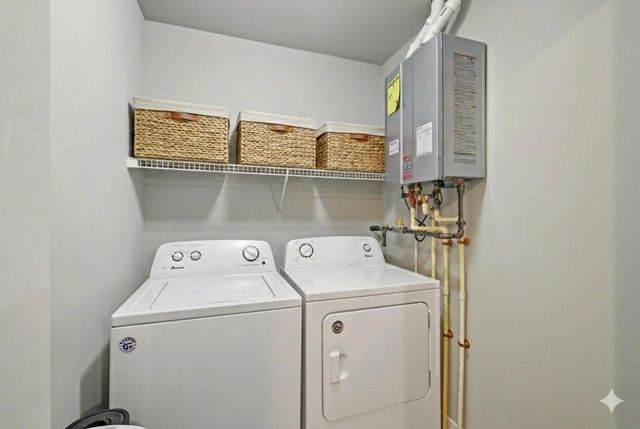 1971 N Windsor Avenue, Cottage Grove, WI 53527