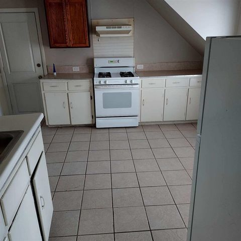 852 Innes Street, Grand Rapids, MI 49503