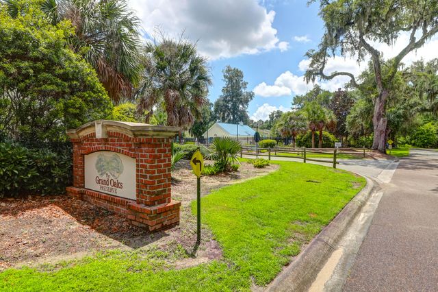 165 Grand Oaks Drive, Ladson, SC 29456