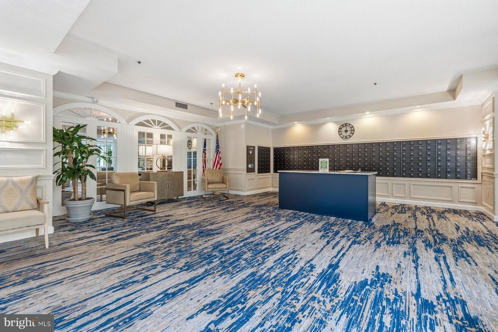 Image 43 of property listing at 15101 INTERLACHEN DR #1-412, Silver Spring, MD 20906