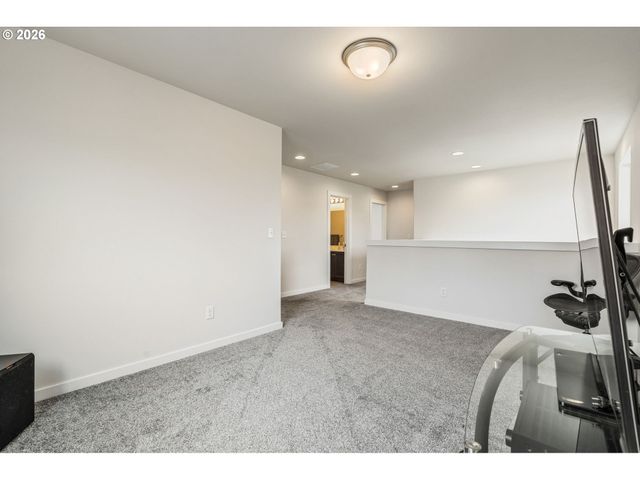 531 N AVERY Dr, Ridgefield, WA 98642