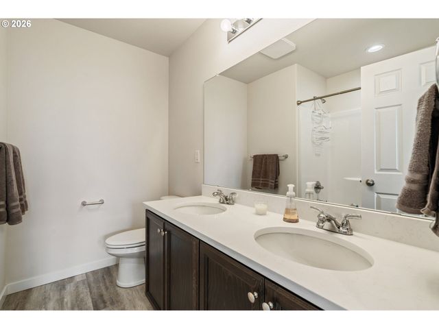 531 N AVERY Dr, Ridgefield, WA 98642