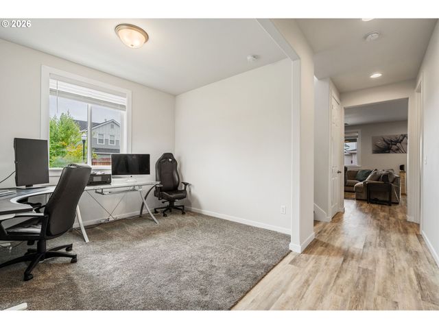 531 N AVERY Dr, Ridgefield, WA 98642