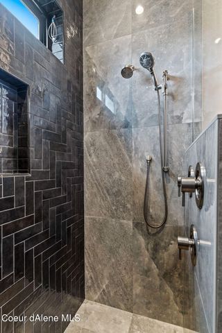 2886 N ATLAS RD, Coeur D'alene, ID 83814