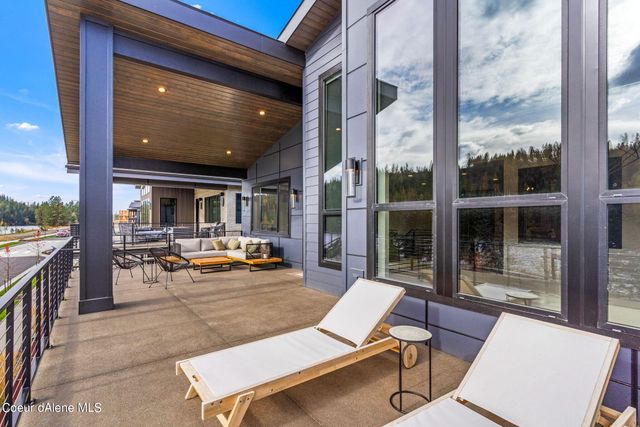 2886 N ATLAS RD, Coeur D'alene, ID 83814