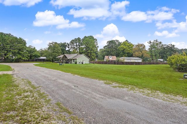 14 Drywood Lane, Huntsville, TX 77340