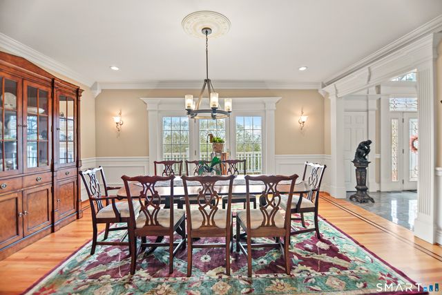 83 Bayberry Hill Road, Avon, CT 06001
