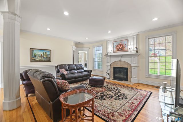 83 Bayberry Hill Road, Avon, CT 06001