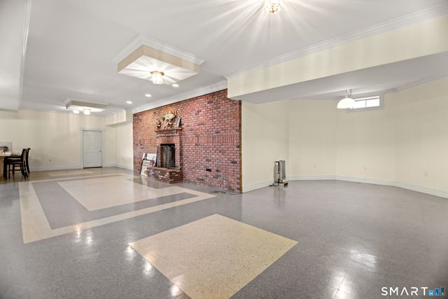 83 Bayberry Hill Road, Avon, CT 06001
