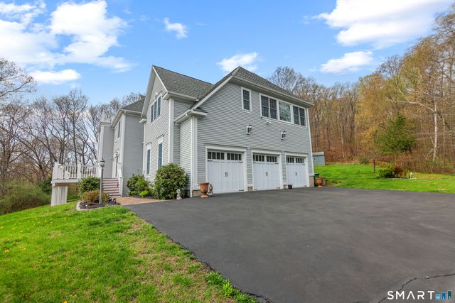 83 Bayberry Hill Road, Avon, CT 06001