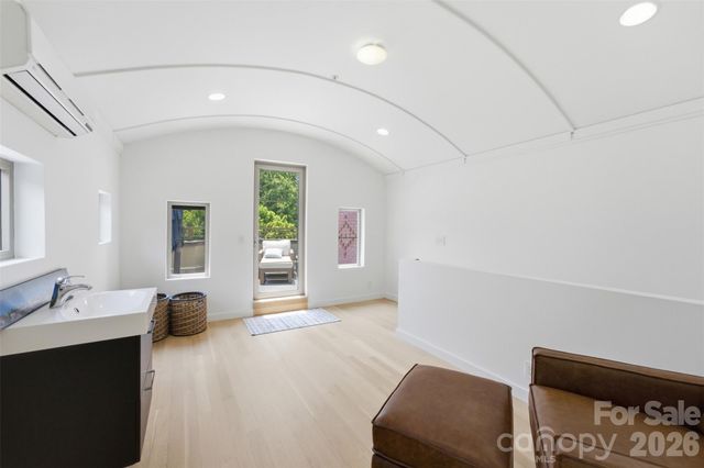 1938 Scott Avenue, Charlotte, NC 28203