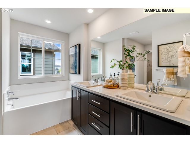 1008 Legacy St, Eugene, OR 97402