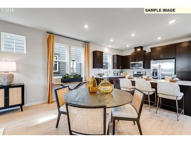 1008 Legacy St, Eugene, OR 97402