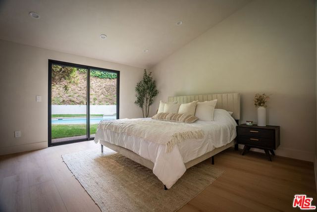 20466 Miranda Street, Woodland Hills, CA 91367