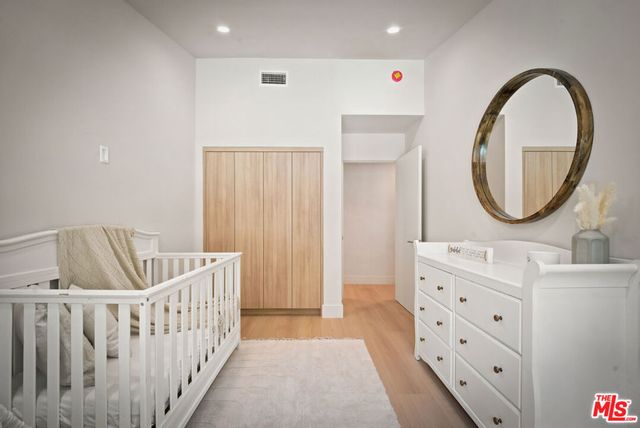 20466 Miranda Street, Woodland Hills, CA 91367