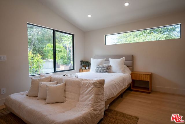 20466 Miranda Street, Woodland Hills, CA 91367