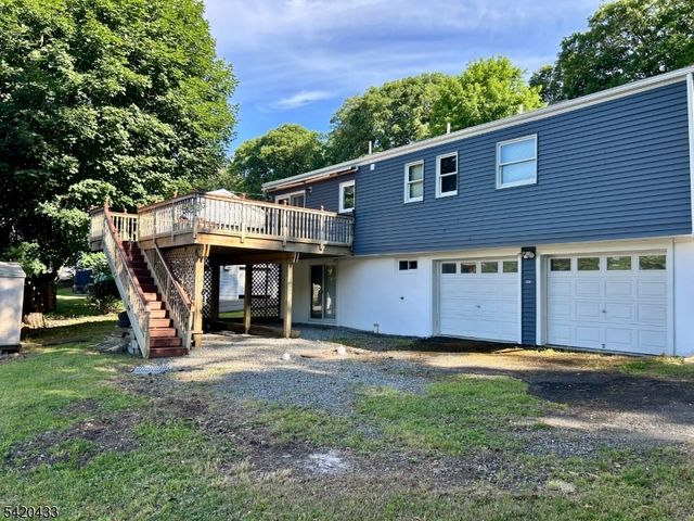 73 Elba Ave, Hopatcong Boro, NJ 07843