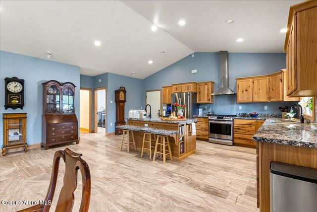 4321 Upper Gold Crk Rd, Sandpoint, ID 83864