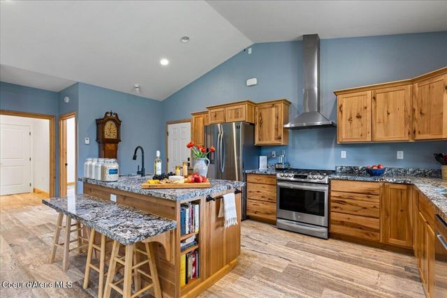 4321 Upper Gold Crk Rd, Sandpoint, ID 83864