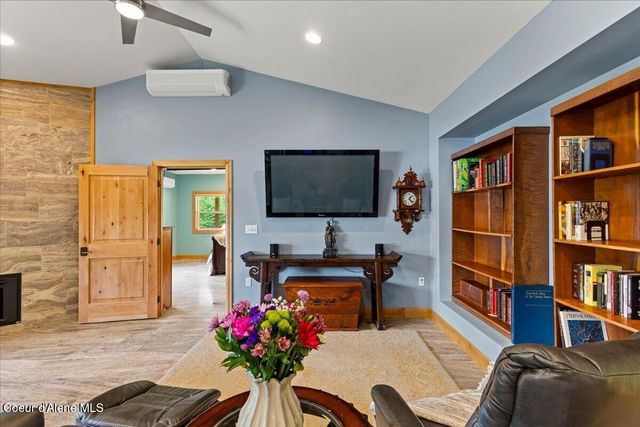 4321 Upper Gold Crk Rd, Sandpoint, ID 83864