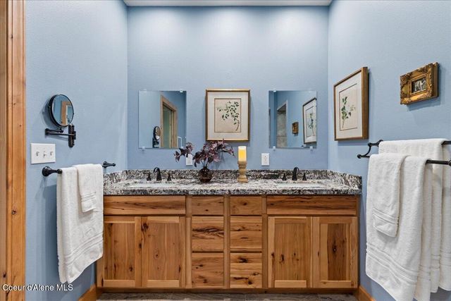 4321 Upper Gold Crk Rd, Sandpoint, ID 83864