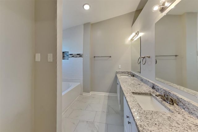 2615 Silver Falls Drive, Houston, TX 77339