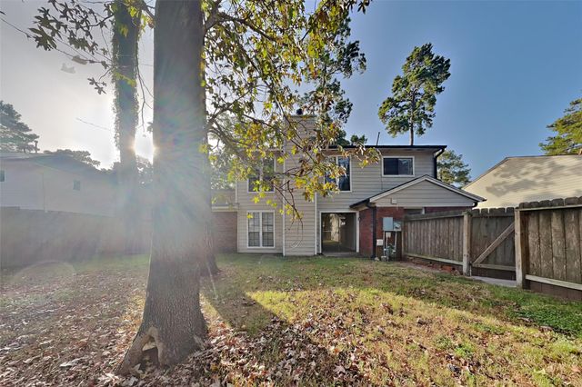 2615 Silver Falls Drive, Houston, TX 77339