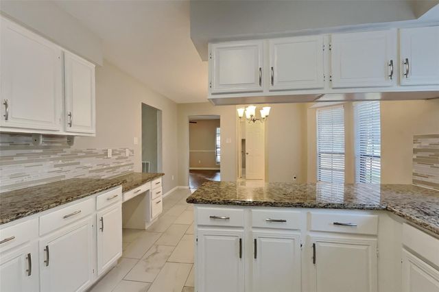 2615 Silver Falls Drive, Houston, TX 77339