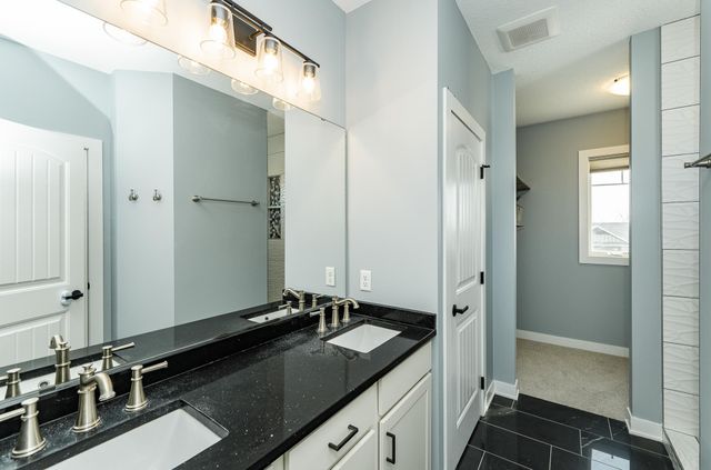 2667 Century Pine Lane NE, Rochester, MN 55906