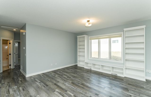 2667 Century Pine Lane NE, Rochester, MN 55906