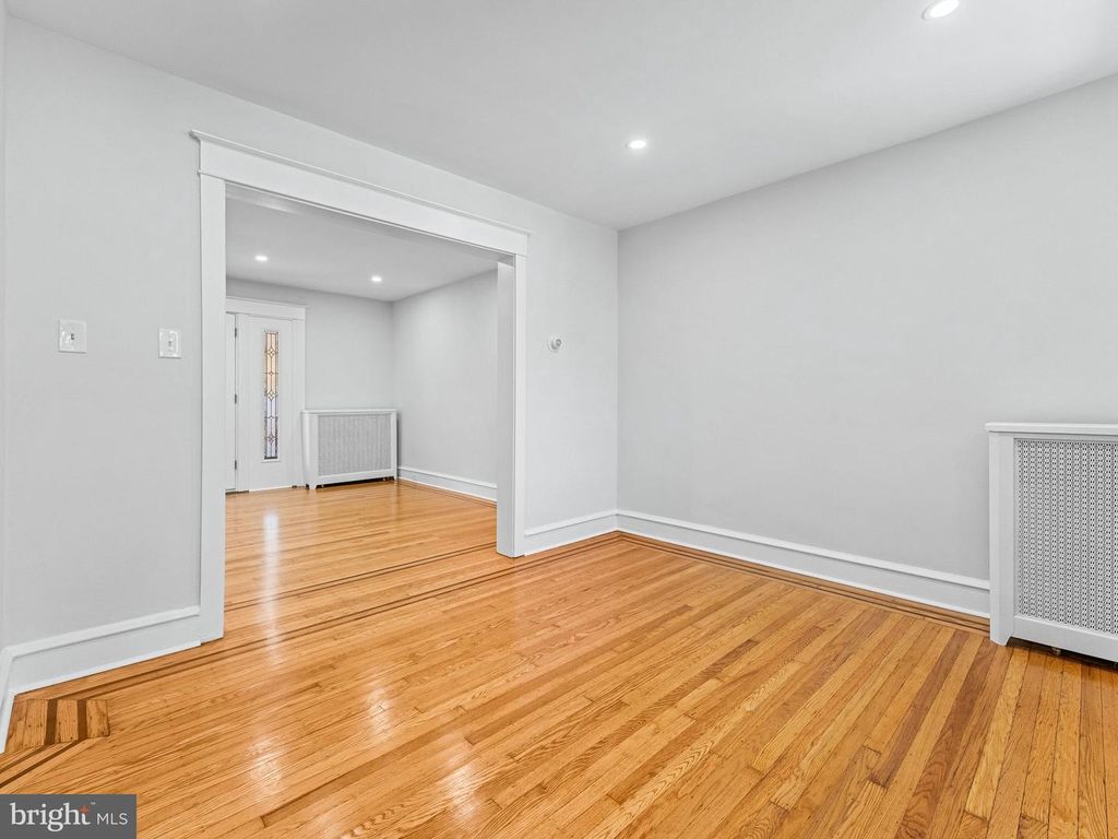 315 FERN ST, PHILADELPHIA, PA 19120 — photo 5