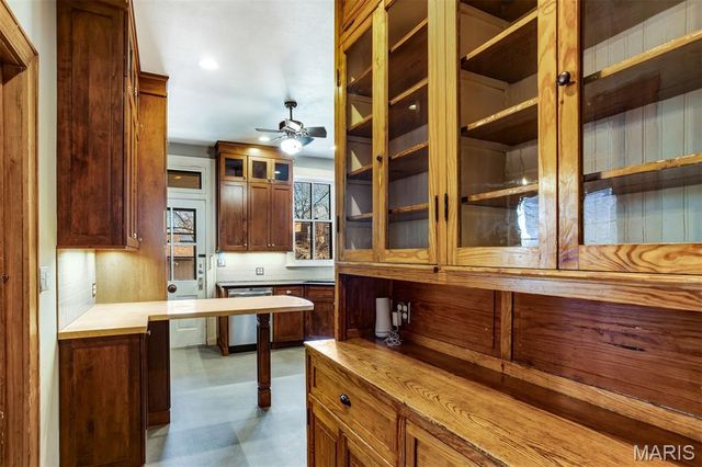 2625 Arkansas Avenue, St Louis, MO 63118