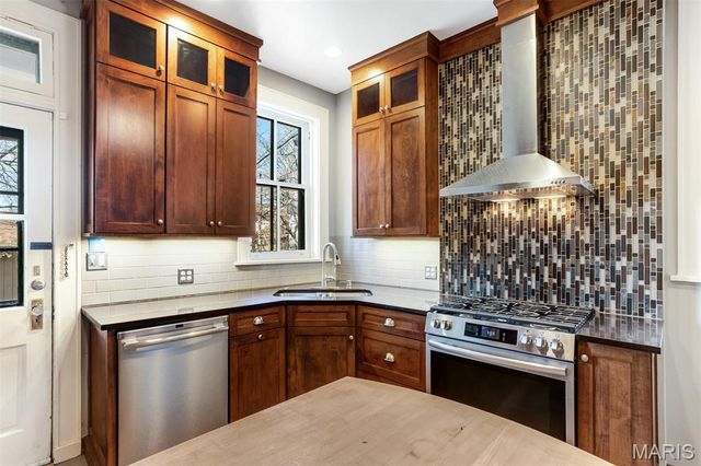 2625 Arkansas Avenue, St Louis, MO 63118