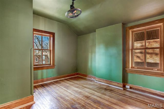 2625 Arkansas Avenue, St Louis, MO 63118