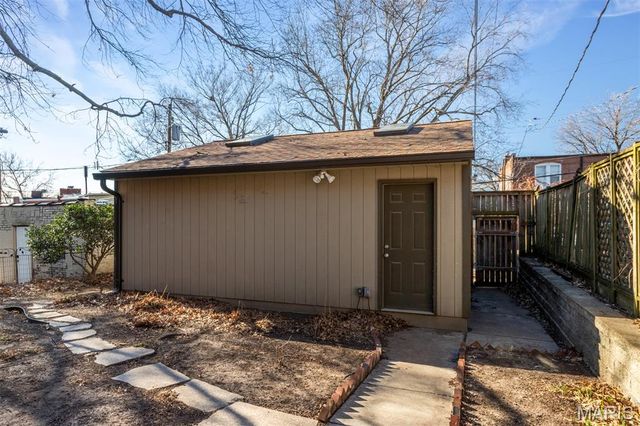 2625 Arkansas Avenue, St Louis, MO 63118